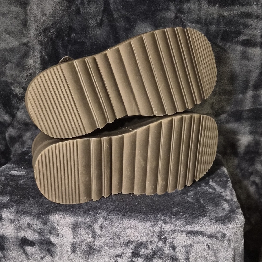 Demonia Gray Platform Mary Jane Shoes - Picture 6 of 6